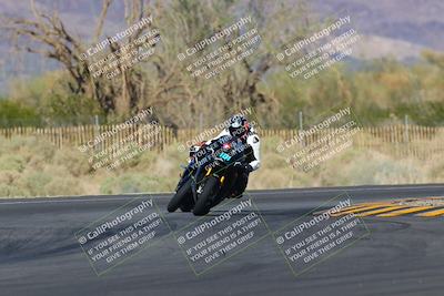 media/Nov-06-2022-SoCal Trackdays (Sun) [[208d2ccc26]]/Turns 2 and 1 Exit (120pm)/